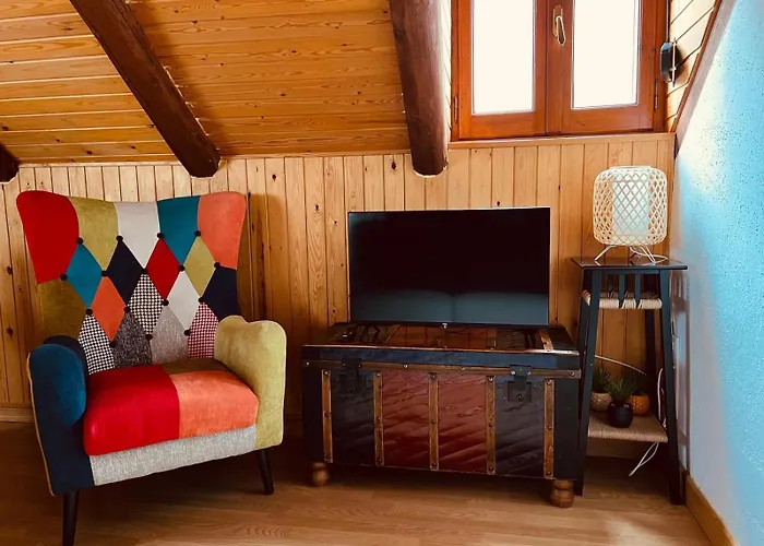 Apartment La Buhardilla Del Boscache *